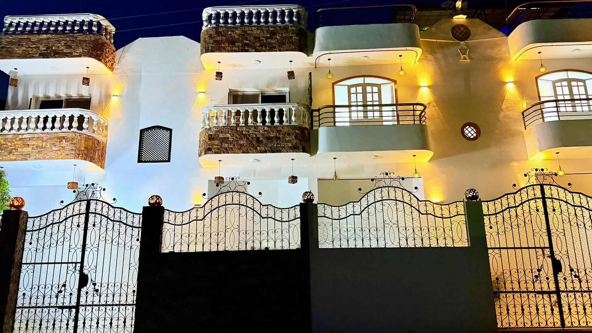 White Jourf Hotel Luxor Egypt