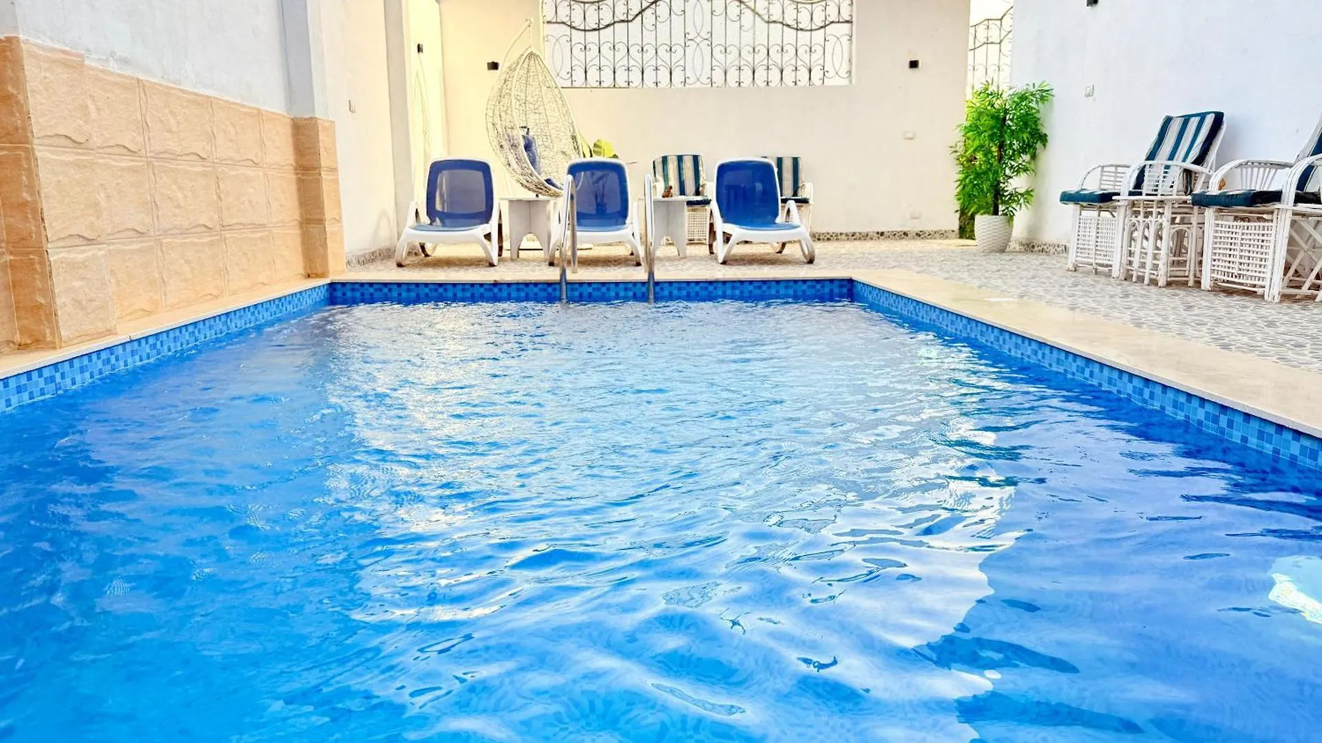 Aparthotel White Gorf Hotel Luxor